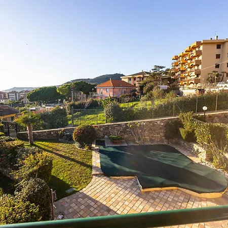 La Casa Di Patrizia * Santo Stefano al Mare