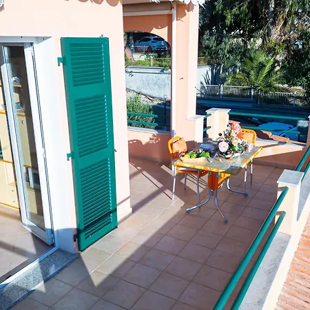 La Casa Di Patrizia * Santo Stefano al Mare